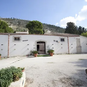 Turismo Rurale Baglio Fastuchera Italy
