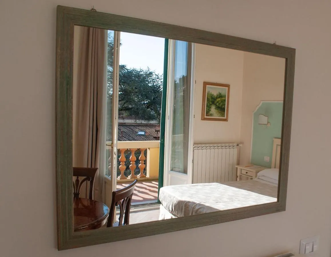 Dimora Salviati Bed and Breakfast Florence