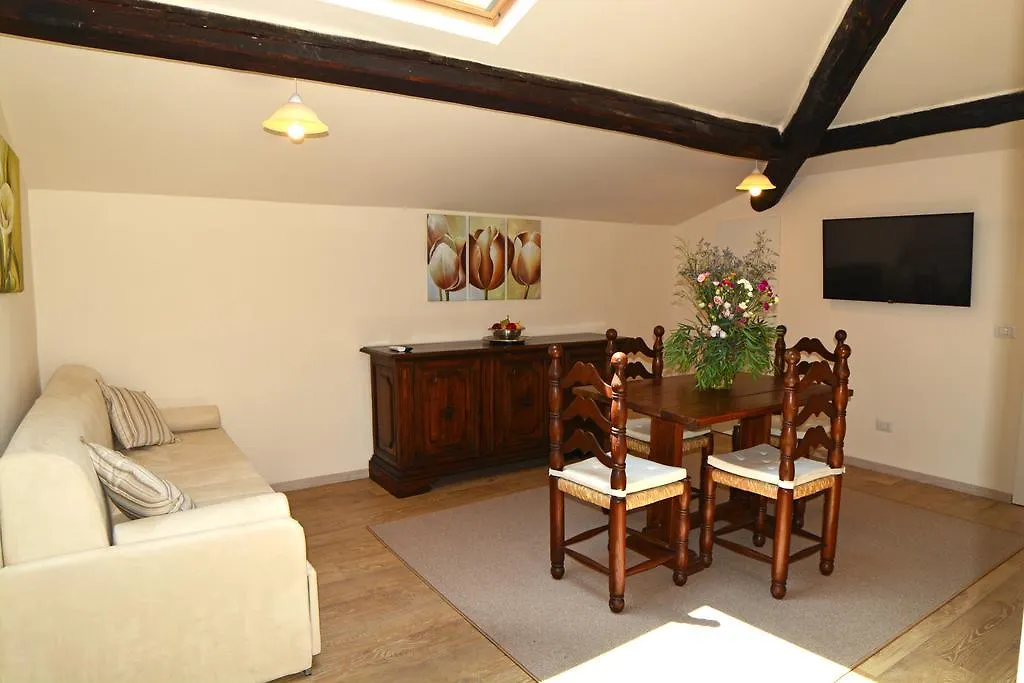 Bed & Breakfast Dimora Salviati Bed and Breakfast Florence