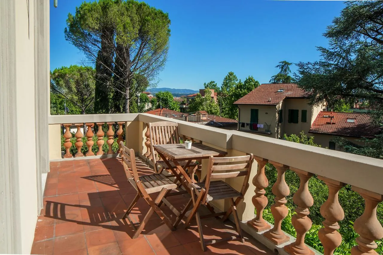 Bed & Breakfast Dimora Salviati Bed and Breakfast Florence