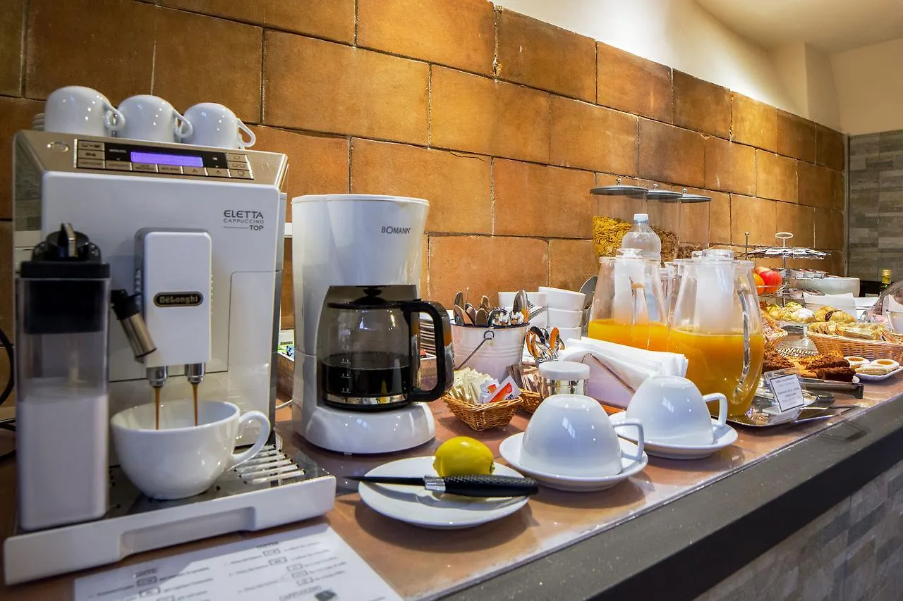 Dimora Salviati Bed and Breakfast Florence