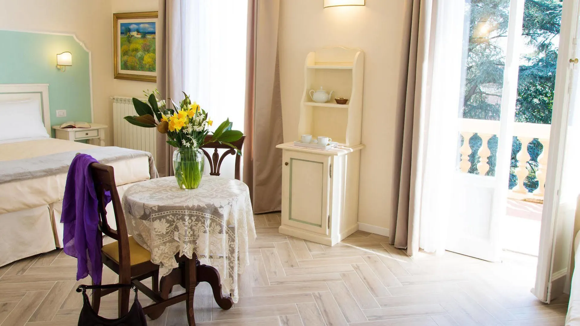 Dimora Salviati Bed and Breakfast Florence 3*,