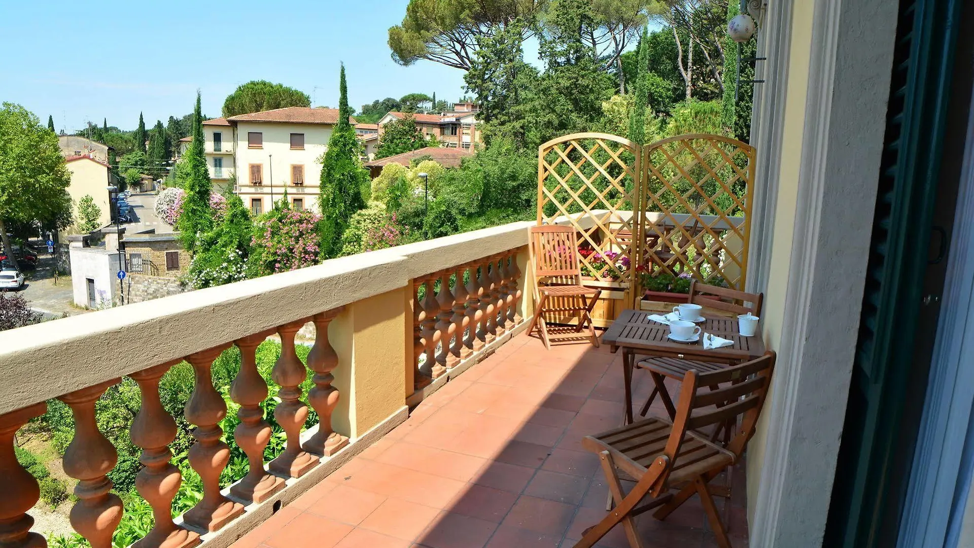 Dimora Salviati Bed & Breakfast Florence